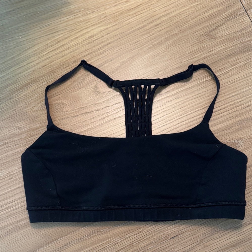 Lululemon “Knit” back Bra